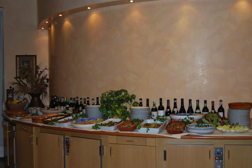 Vecchia Brianza Hotel Seveso Екстериор снимка