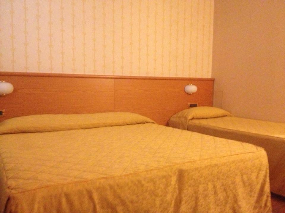 Vecchia Brianza Hotel Seveso Стая снимка