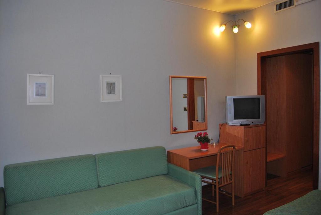 Vecchia Brianza Hotel Seveso Стая снимка