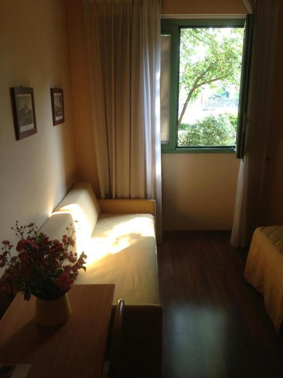 Vecchia Brianza Hotel Seveso Екстериор снимка